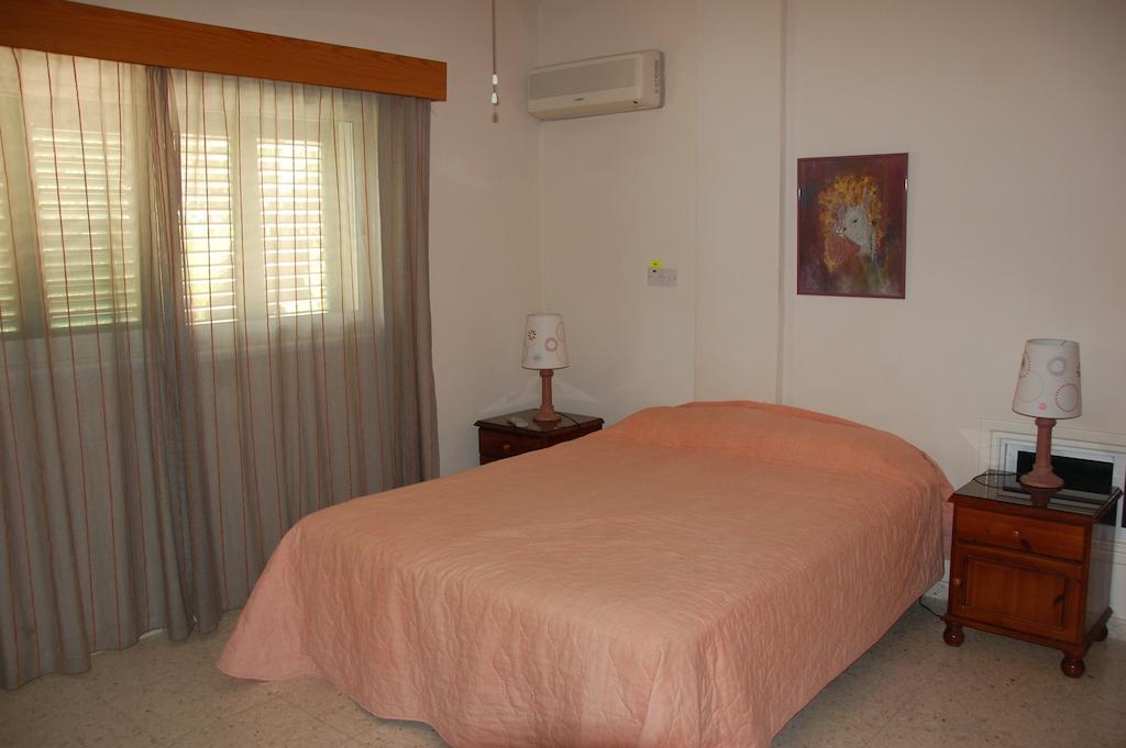 Villa Chrysanthia Πόλη Δωμάτιο φωτογραφία